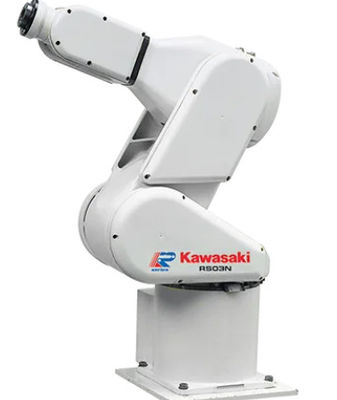 Uso del brazo robótico RS003N de Kawasaki para manipulación, carga y descarga, pegado
