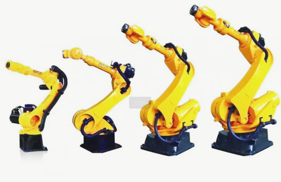 Aplicación de ER120-2400 en paletización de carga útil de 120 kg 4 ejes para sistemas de automatización industrial