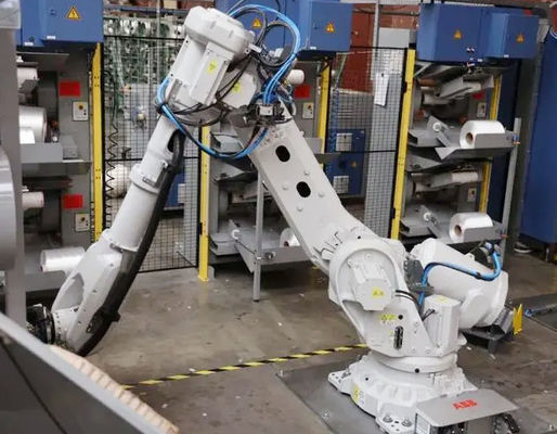 Robots articulados IRB 5710-110 características avanzadas flexibilidad